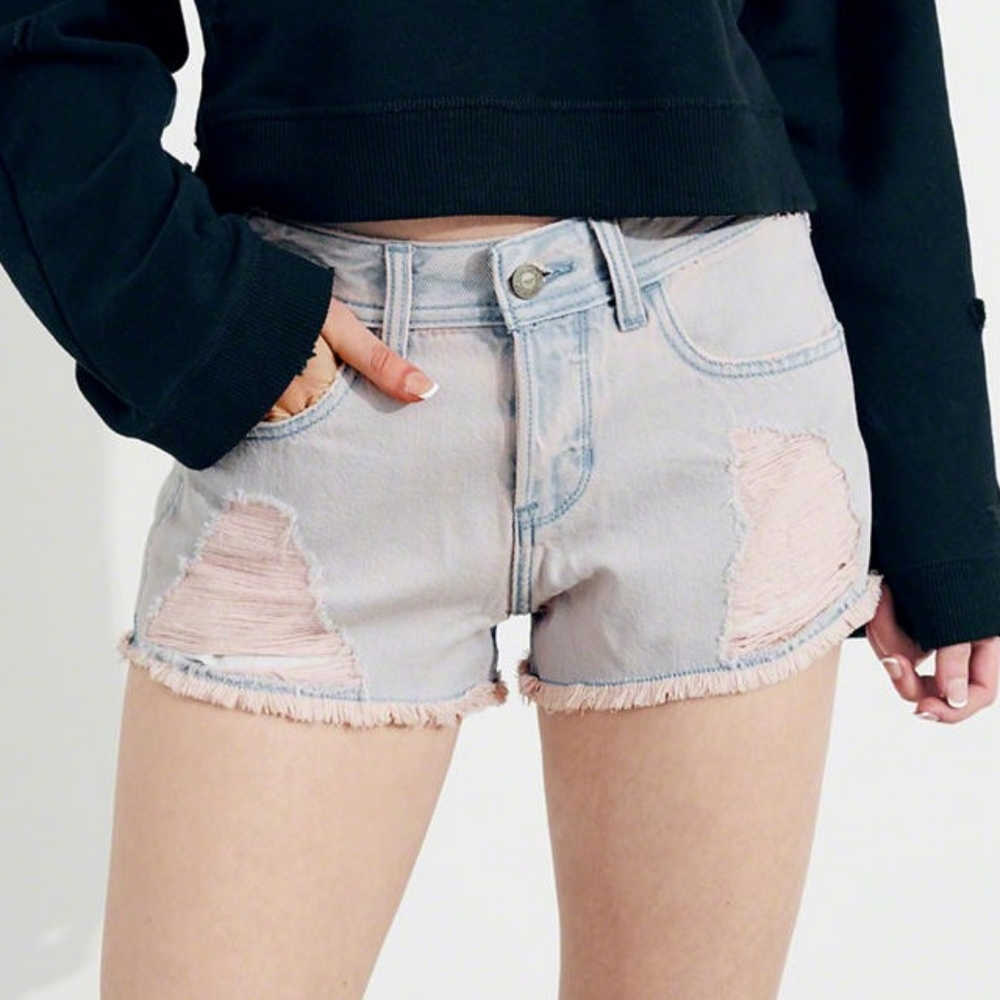 Hollister Low Rise Distressed Ripped  Boyfriend Shorts Pastel Pink Purple
